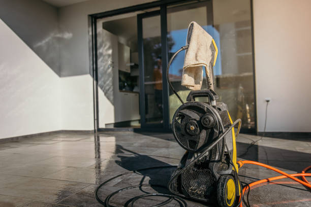 Best Machinery and Equipment Cleaning  in La Crescent, MN